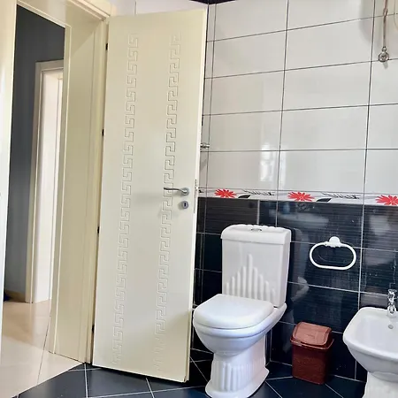 Boulevard Views - Apartment Tirana